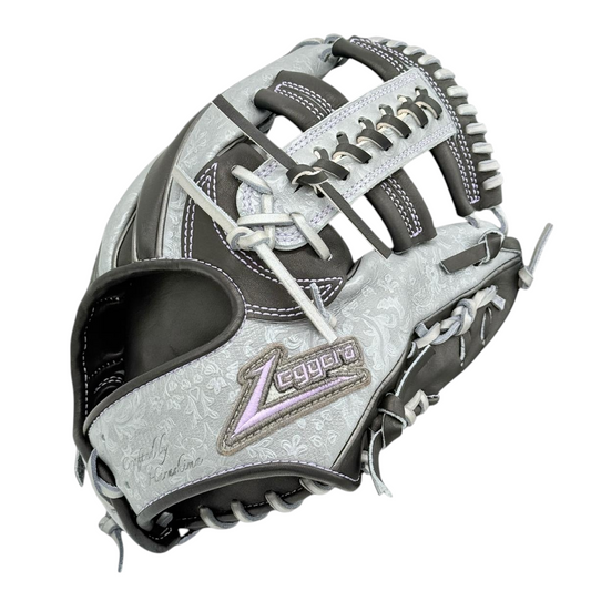 11.22" (28.5 cm) Leggera Taka – Laced Post Web – Juteru Ayrshire with Infinity Art Leather – Black / Embossed Gray – Yumomi Break-In