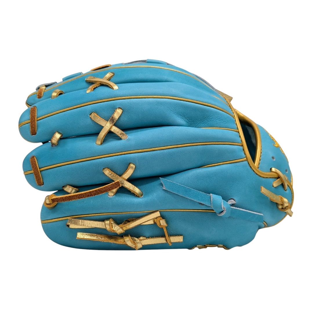 11.73" (29.8cm) Wagyu JB Bauer Glove, Light Blue Wagyu Leather, Gold Binding, JB-00T1