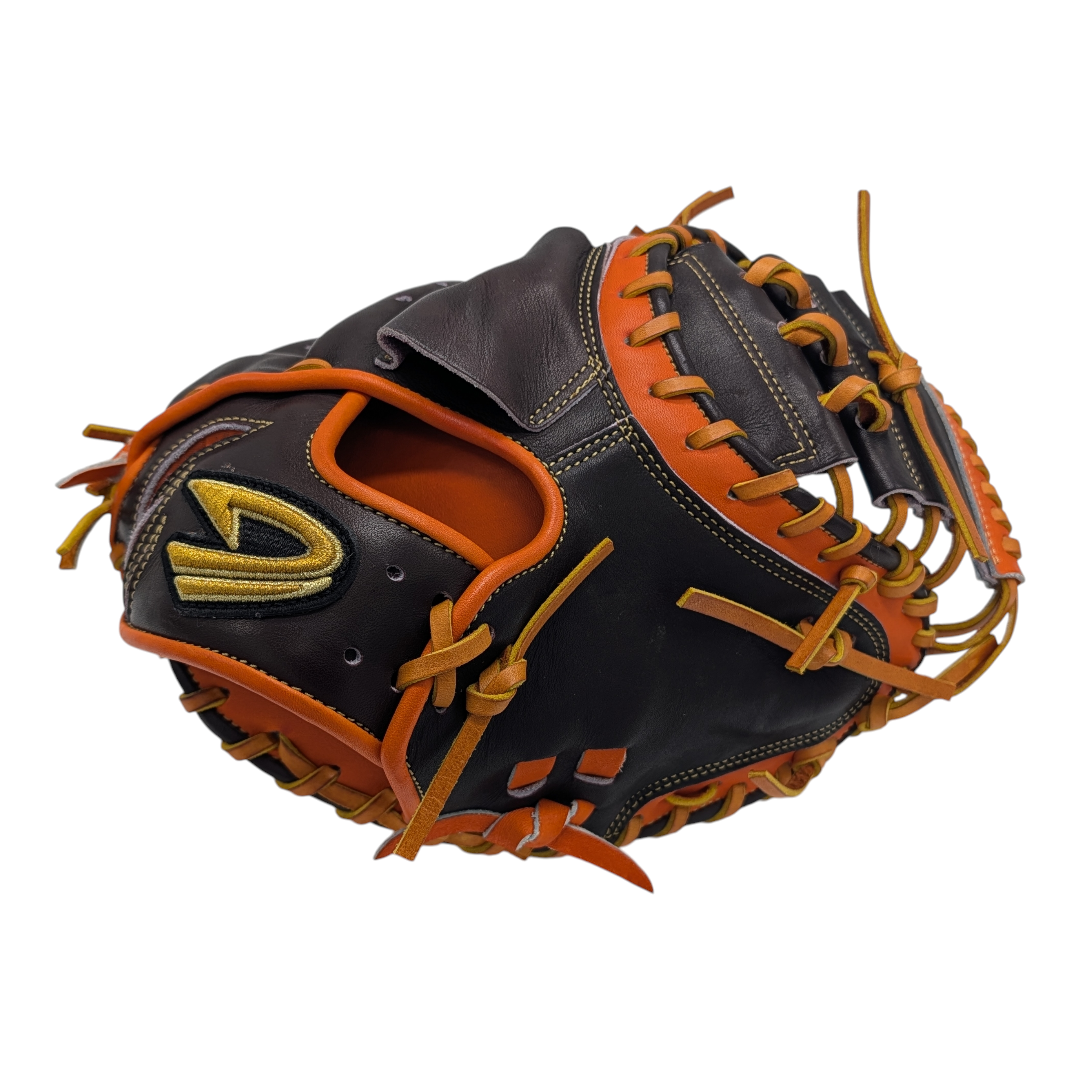 33.5" D-Quest Catcher's Mitt, RHT, Dark Brown and Orange Tan Juteru Wagyu Leather