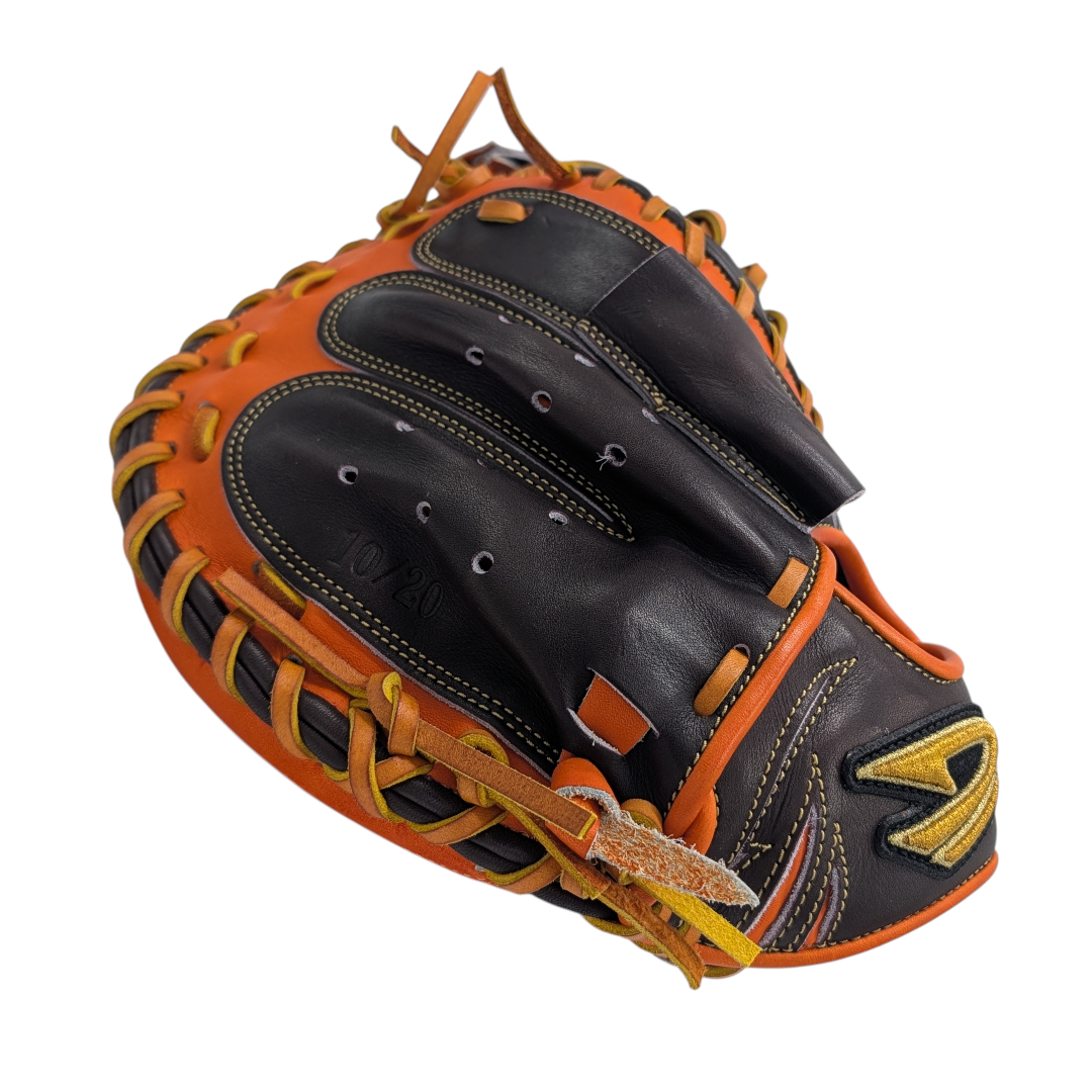 33.5" D-Quest Catcher's Mitt, RHT, Dark Brown and Orange Tan Juteru Wagyu Leather
