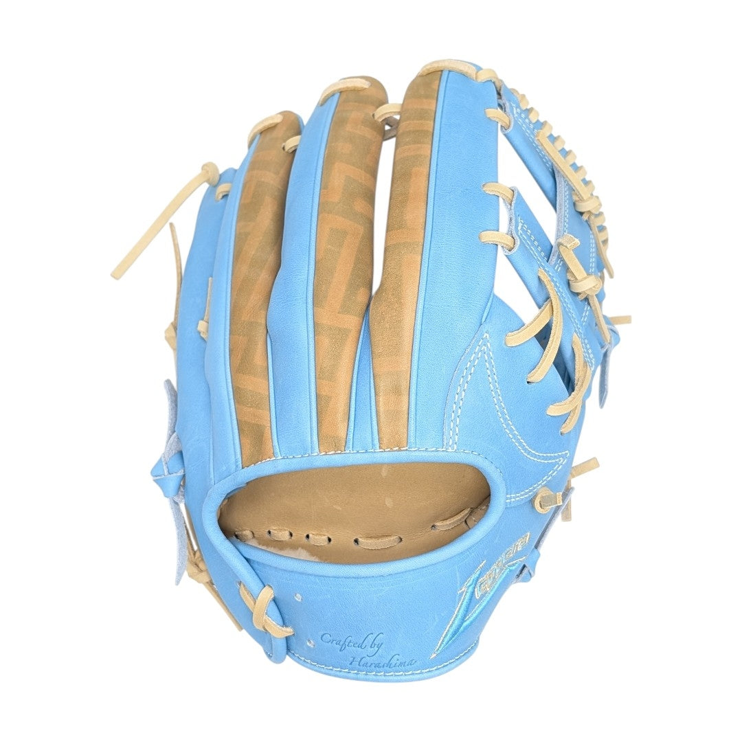 11.75" (30 cm) Leggera Taka – LE-36 Post Web – Juteru Light Blue Ayrshire with Camel Infinity Art