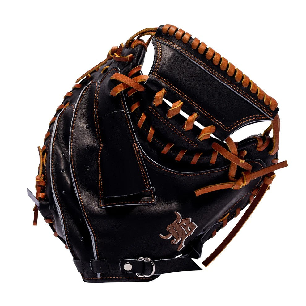 33.5" Wagyu JB Catcher's Mitt, Closed Back, RHT, Miyazaki Wagyu Leather, Black, JB23-002FBLK